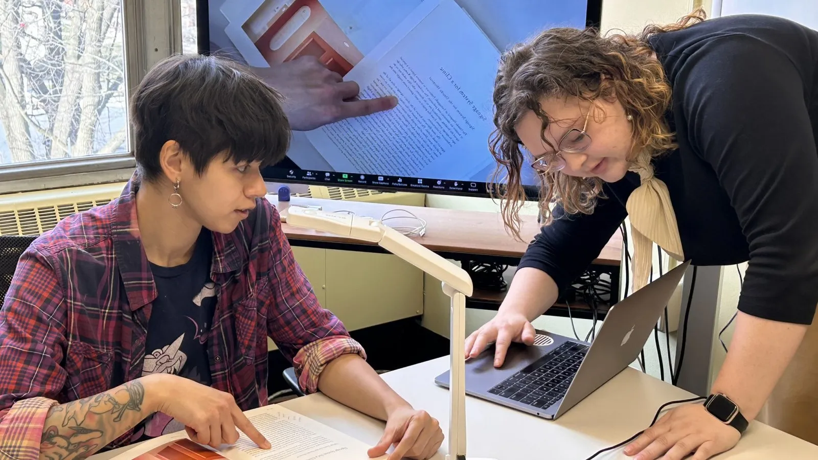 Students working in the Reading Experience lab