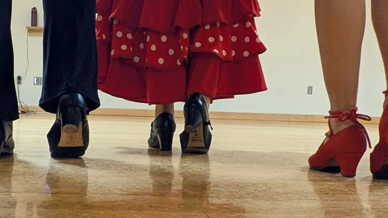 dancers' feet