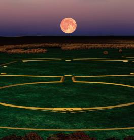 5Reconstruction of the axial moonrise experience, every 18.6 years, and seen from above the Observatory Mound