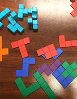 A Tetris-style puzzle that uses polyominoes comprising five squares instead of four. There’s a 3D version for those wanting an extra challenge.